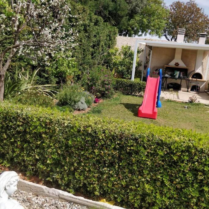 Апартаменты Takis & Machi House Рафина Экстерьер фото